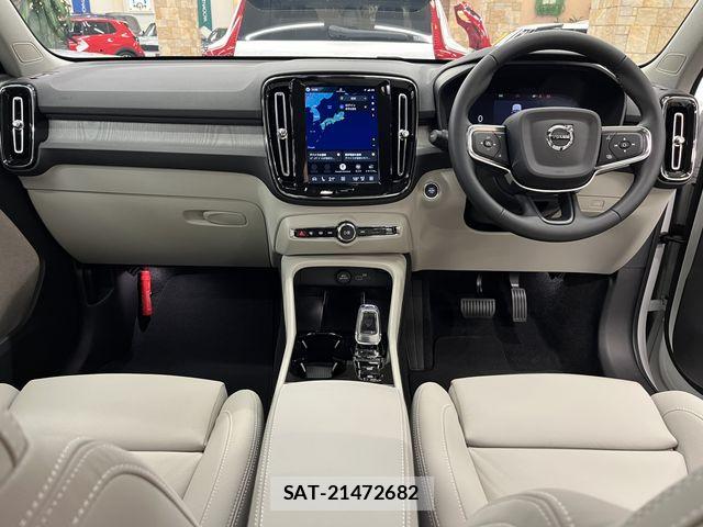 Volvo XC40 2025-09 7360366-1