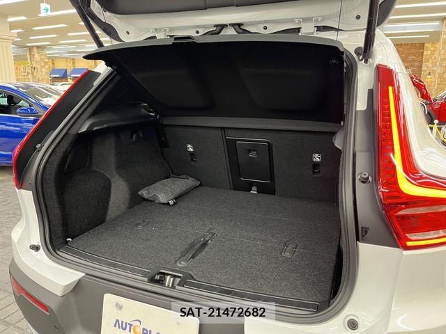 Volvo XC40 2025-09 7360366-5