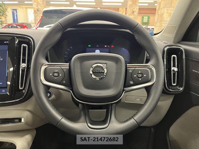 Volvo XC40 2025-09 7360366-6
