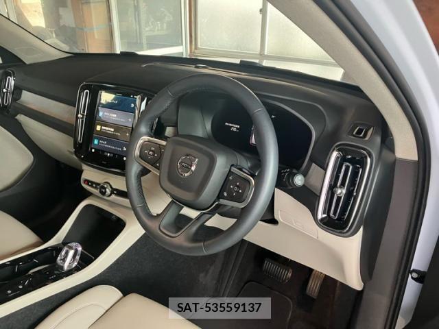 Volvo XC40 2024-07 7360369-13