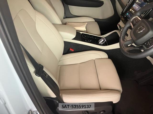 Volvo XC40 2024-07 7360369-14
