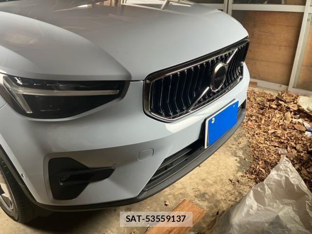 Volvo XC40 2024-07 7360369-2
