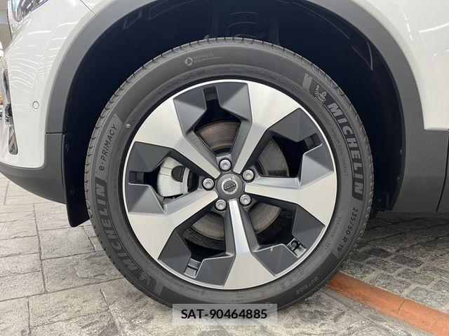 Volvo XC40 2025-09 7360367-10