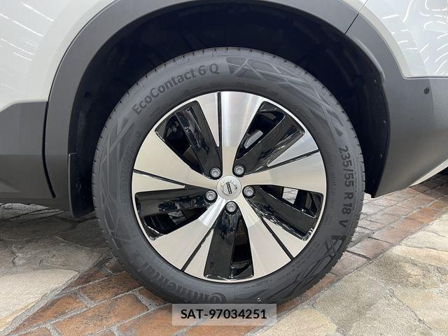 Volvo XC40 2025-09 7394720-10