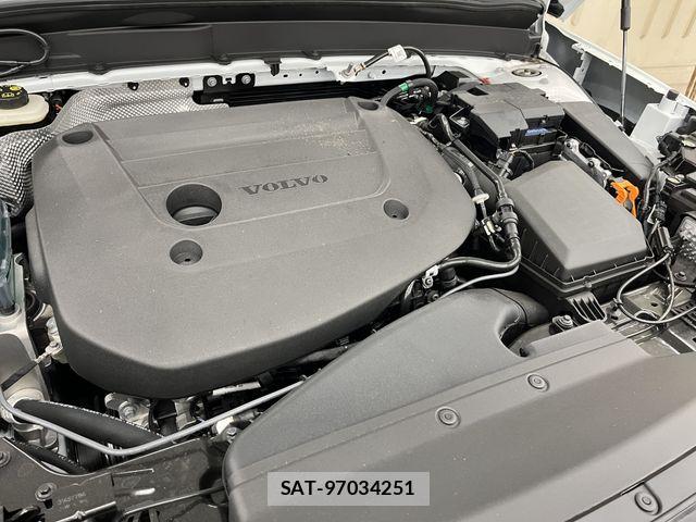 Volvo XC40 2025-09 7394720-11