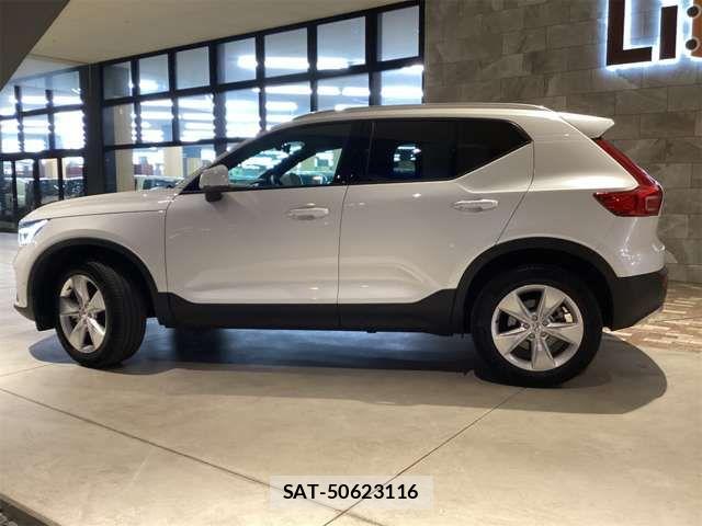 Volvo XC40 2023-06 7458691-10