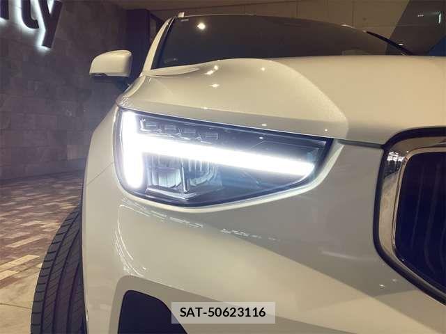 Volvo XC40 2023-06 7458691-11