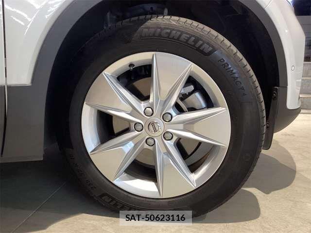 Volvo XC40 2023-06 7458691-18