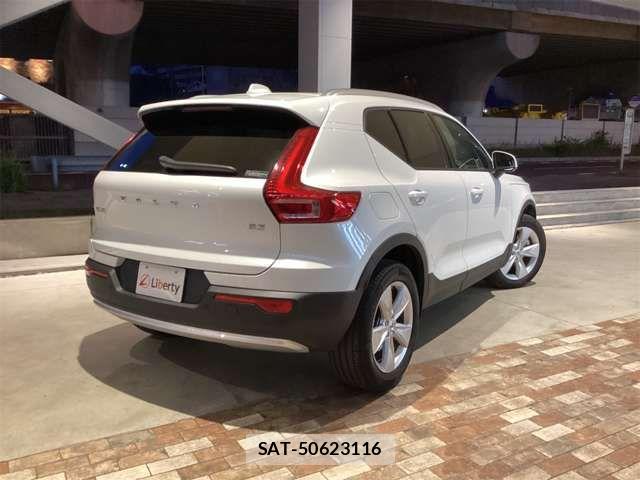 Volvo XC40 2023-06 7458691-7