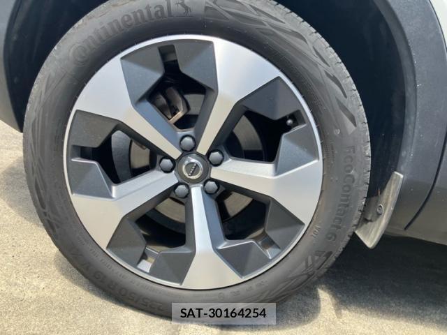 Volvo XC40 2022-11 7458690-10