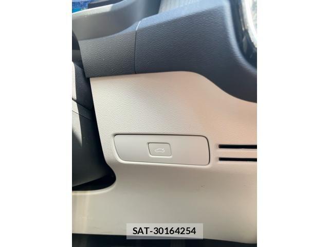 Volvo XC40 2022-11 7458690-19