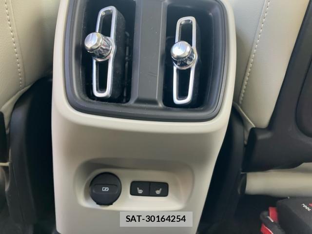 Volvo XC40 2022-11 7458690-27