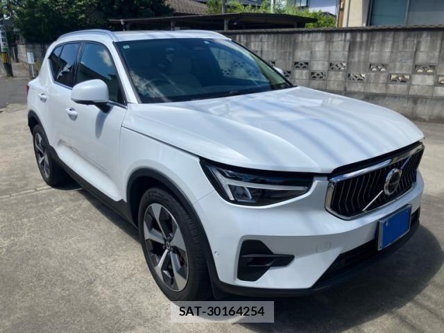 Volvo XC40 2022-11 7458690-3