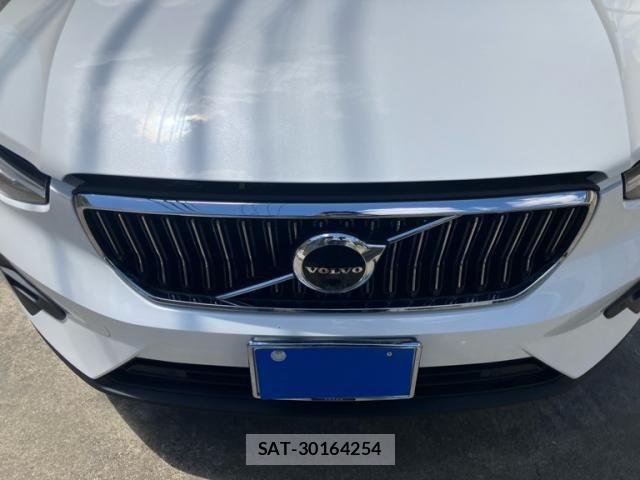 Volvo XC40 2022-11 7458690-4