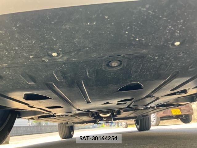 Volvo XC40 2022-11 7458690-5