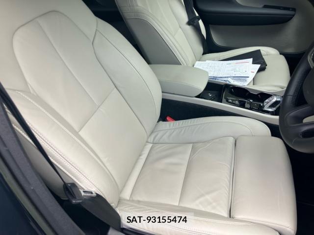 Volvo XC40 2022-05 7458688-14