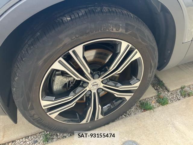 Volvo XC40 2022-05 7458688-2