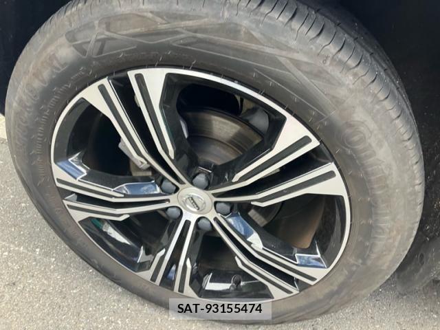 Volvo XC40 2022-05 7458688-4