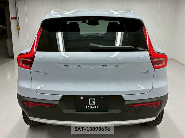 Volvo XC40 2025-04 7458689-12