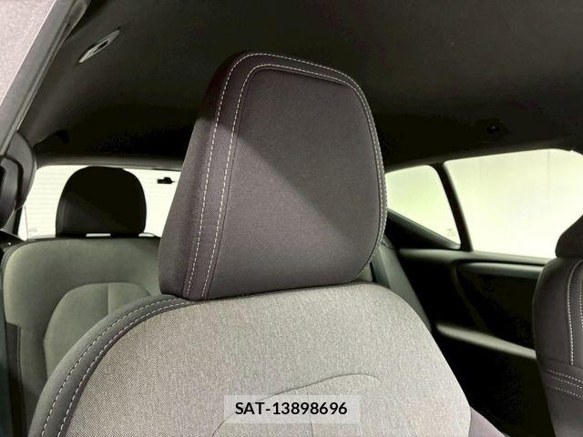 Volvo XC40 2025-04 7458689-21