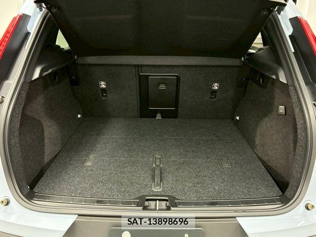 Volvo XC40 2025-04 7458689-29
