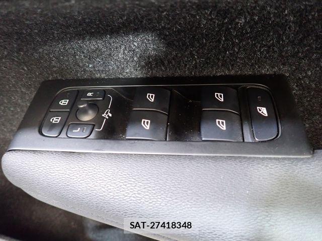 Volvo XC40 2021-08 7503559-22