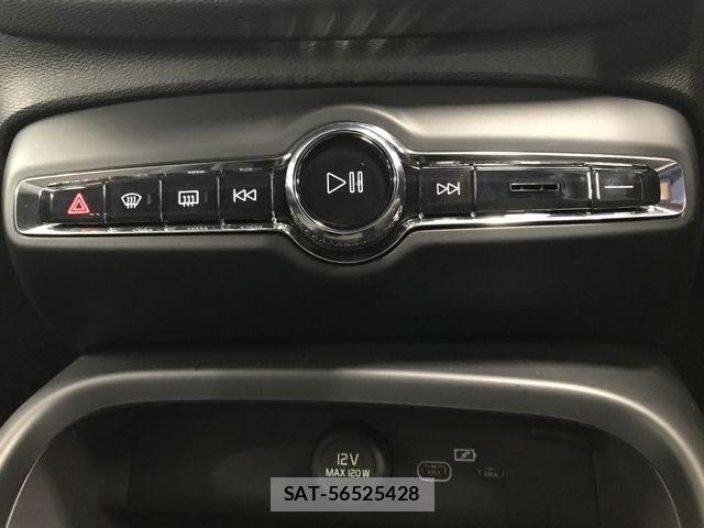 Volvo XC40 2024-11 7510389-10