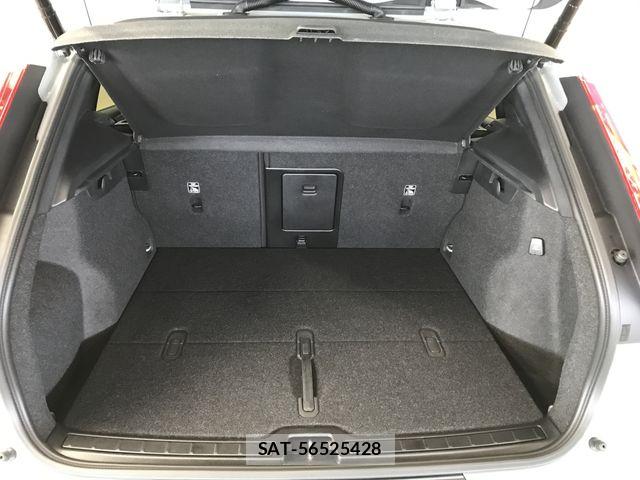 Volvo XC40 2024-11 7510389-7