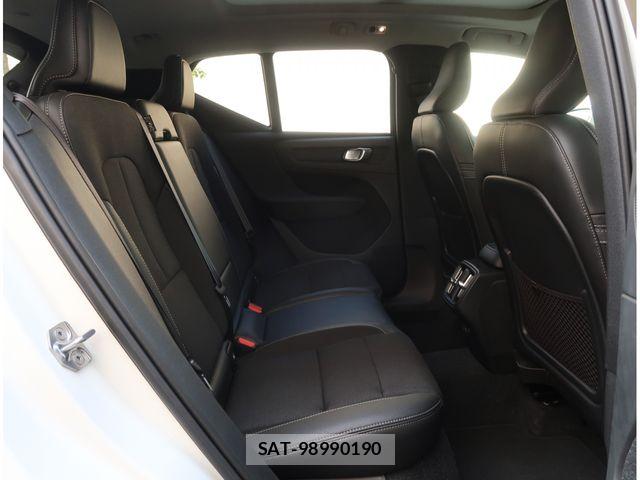 Volvo XC40 2020-06 7563045-26