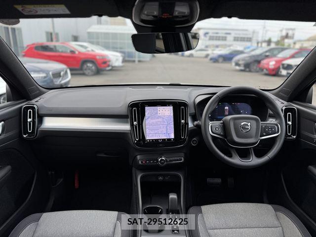Volvo XC40 2025-08 7621155-1