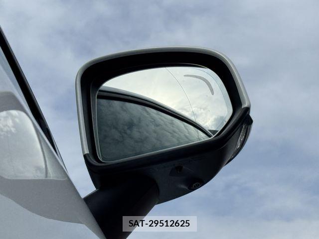 Volvo XC40 2025-08 7621155-21