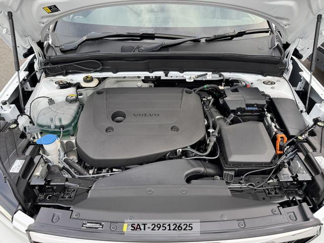 Volvo XC40 2025-08 7621155-28