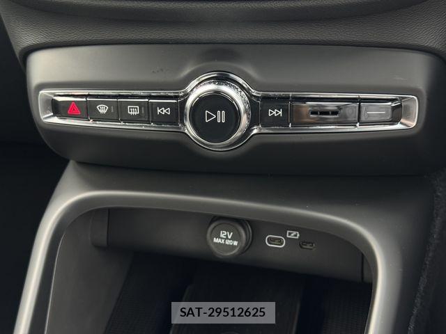 Volvo XC40 2025-08 7621155-5