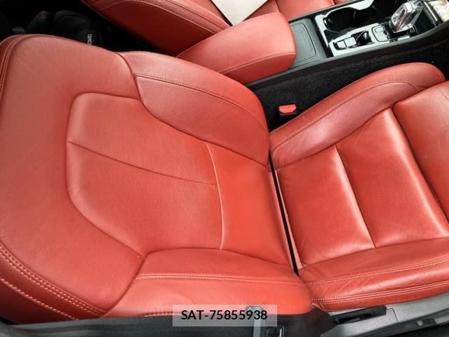 Volvo XC40 2018-11 7621158-9