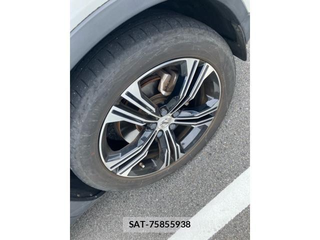 Volvo XC40 2018-11 7621158-8