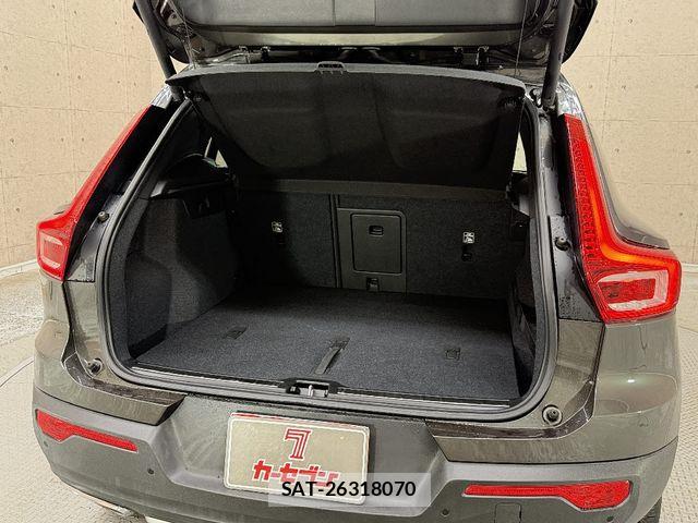 Volvo XC40 2019-02 7621159-11
