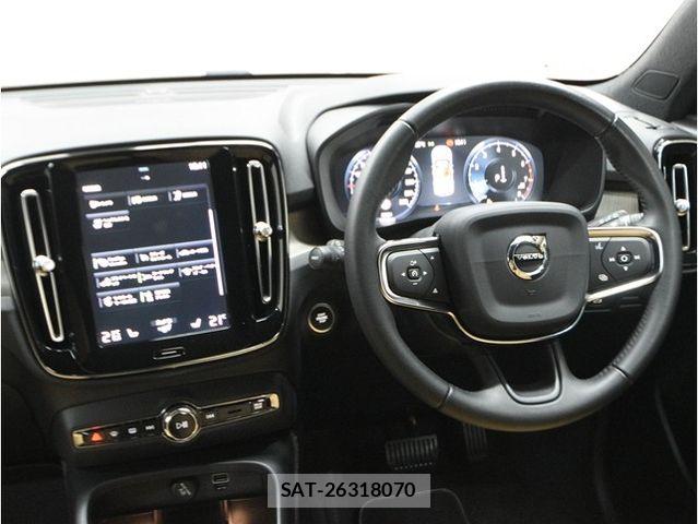 Volvo XC40 2019-02 7621159-19