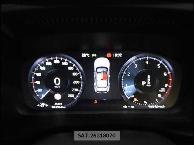 Volvo XC40 2019-02 7621159-23
