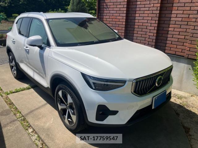 Volvo XC40 2023-12 7621156-0