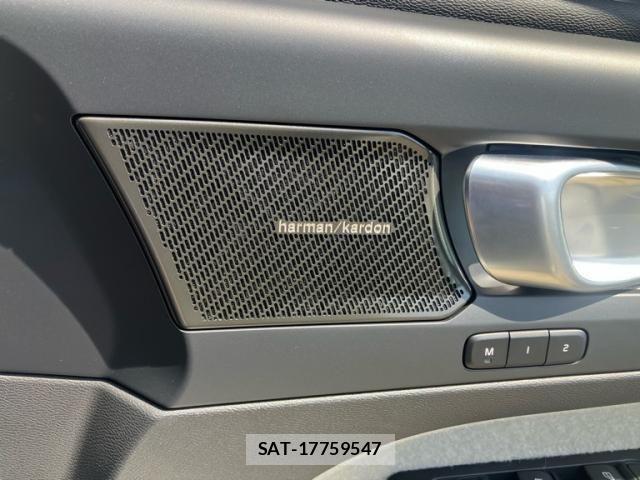 Volvo XC40 2023-12 7621156-14