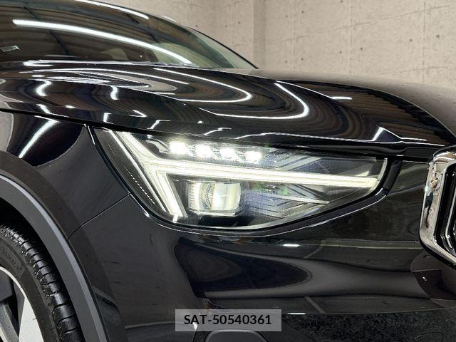 Volvo XC40 2023-08 7730468-15