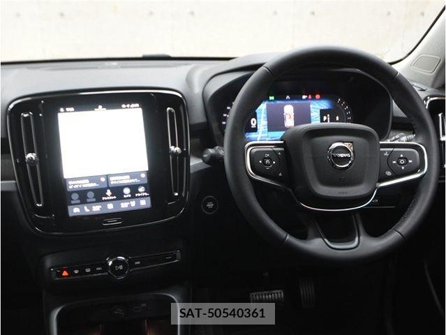 Volvo XC40 2023-08 7730468-21