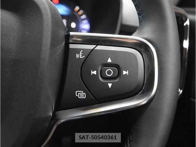 Volvo XC40 2023-08 7730468-23