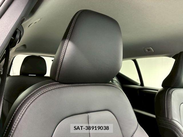 Volvo XC40 2025-02 7730464-21