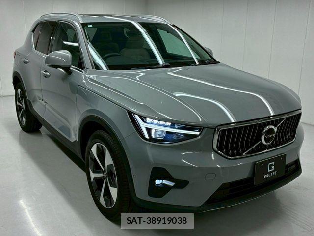 Volvo XC40 2025-02 7730464-7