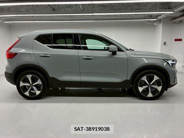 Volvo XC40 2025-02 7730464-8