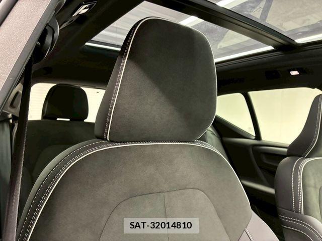 Volvo XC40 2024-09 7730465-22