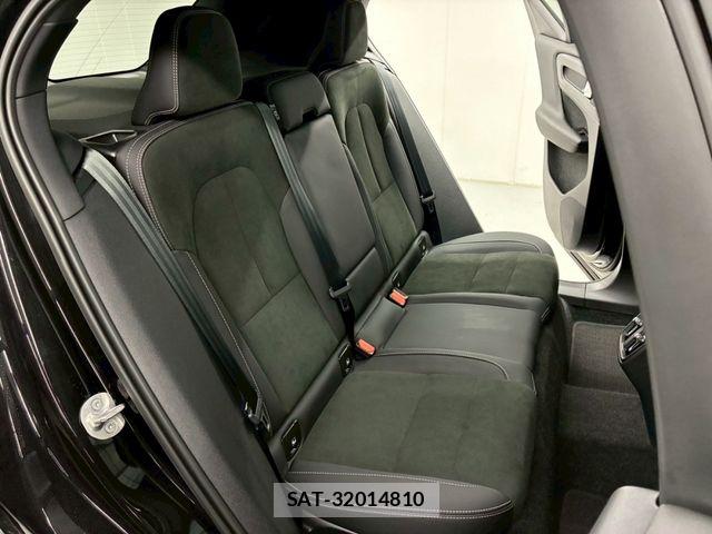 Volvo XC40 2024-09 7730465-5