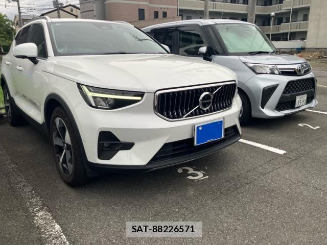 Volvo XC40 2022-12 7730470-0