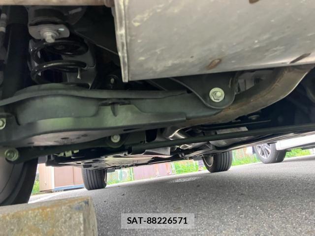 Volvo XC40 2022-12 7730470-23